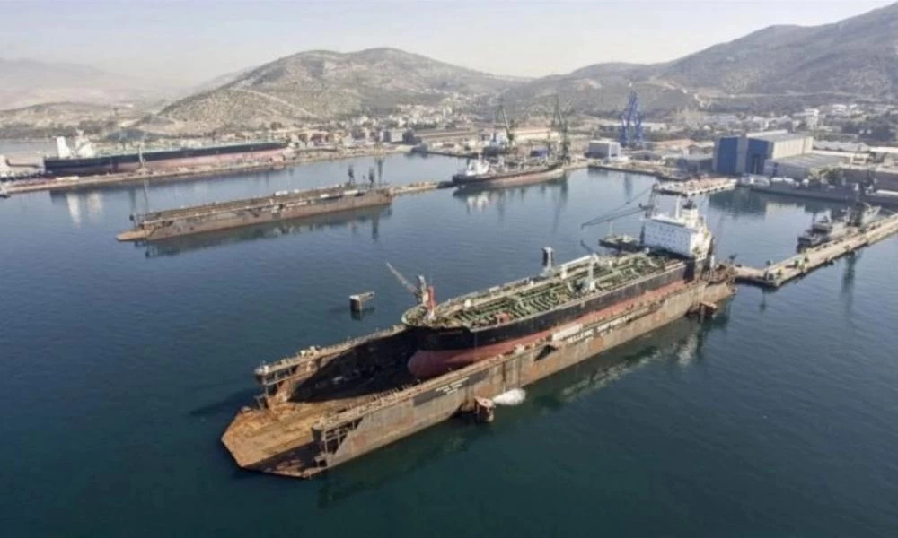Πότε η ολοκλήρωση ναυπήγησης της πυραυλακάτου τύπου «Ρουσσέν» που θα φέρει το όνομα ενός από τους πεσόντες των Ιμίων «Βλαχάκος»;